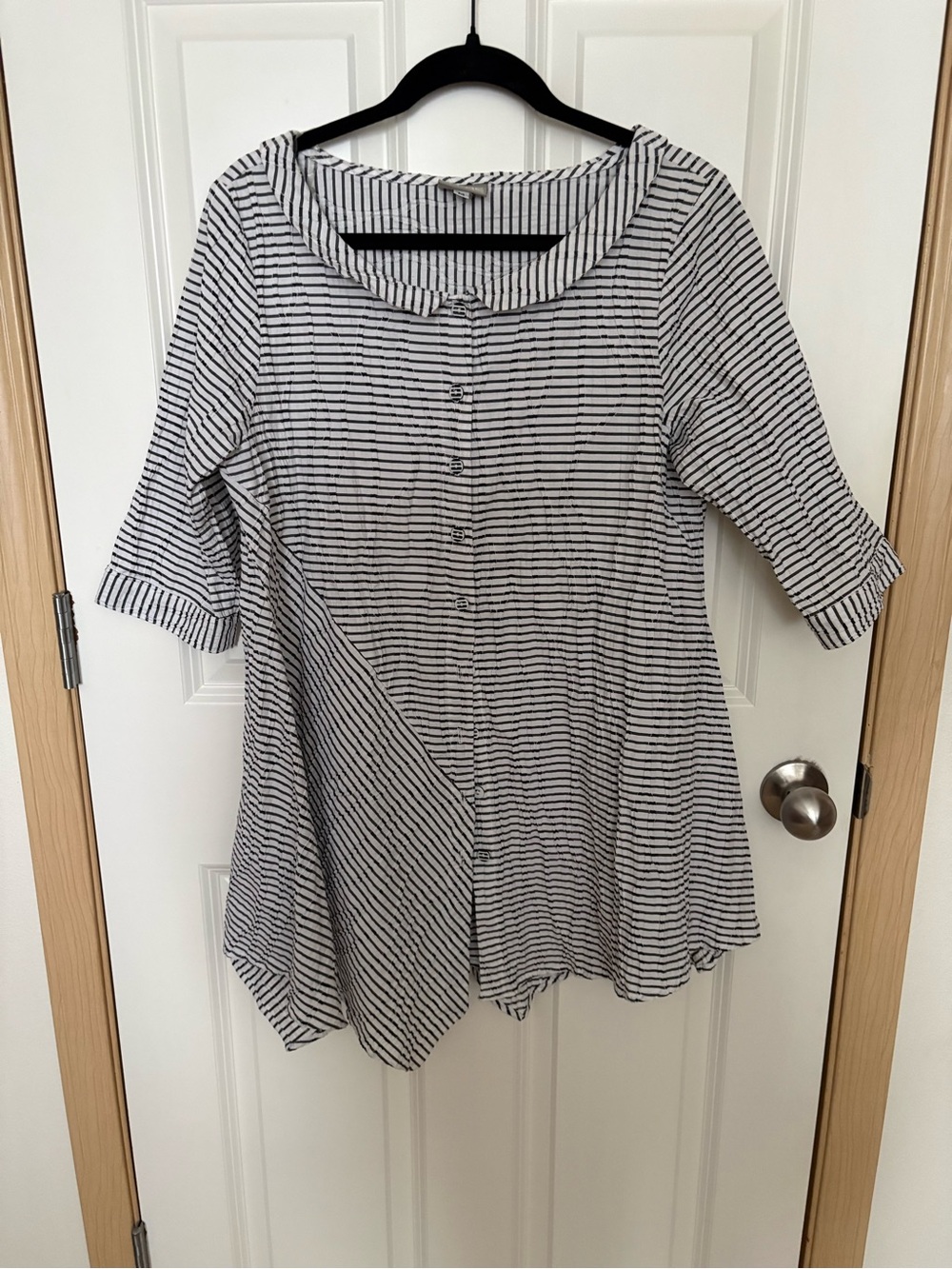 Striped Black & White Button-Front Tunic Shirt